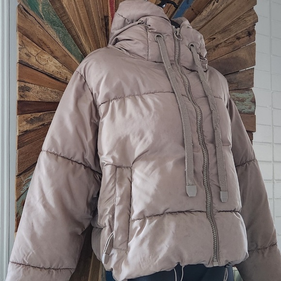 Zara Light Taupe Puffer Jacket - Picture 1 of 12